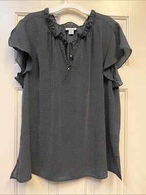 Liz Claiborne Black & White Ruffle Sleeve Blouse XL NWOT